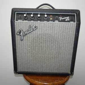 FENDER Frontman 15B AMP